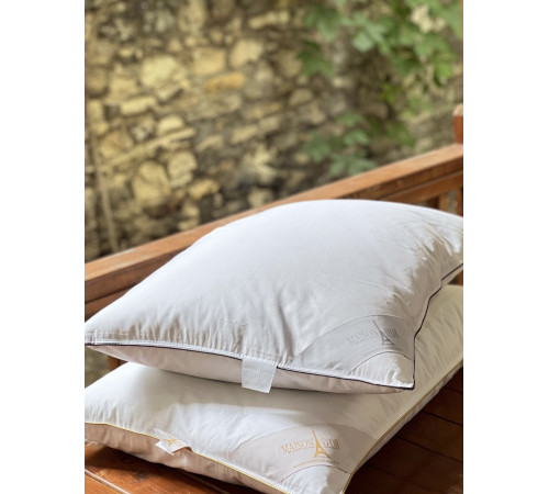 Plumaura 50x70 см (90% пух, 10% перо) серебрянная кайма подушка Maison D'or 