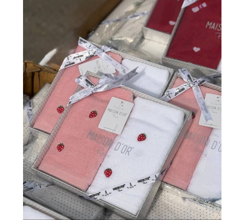 Набор полотенец Strawberry 40×60 см Maison D'or 